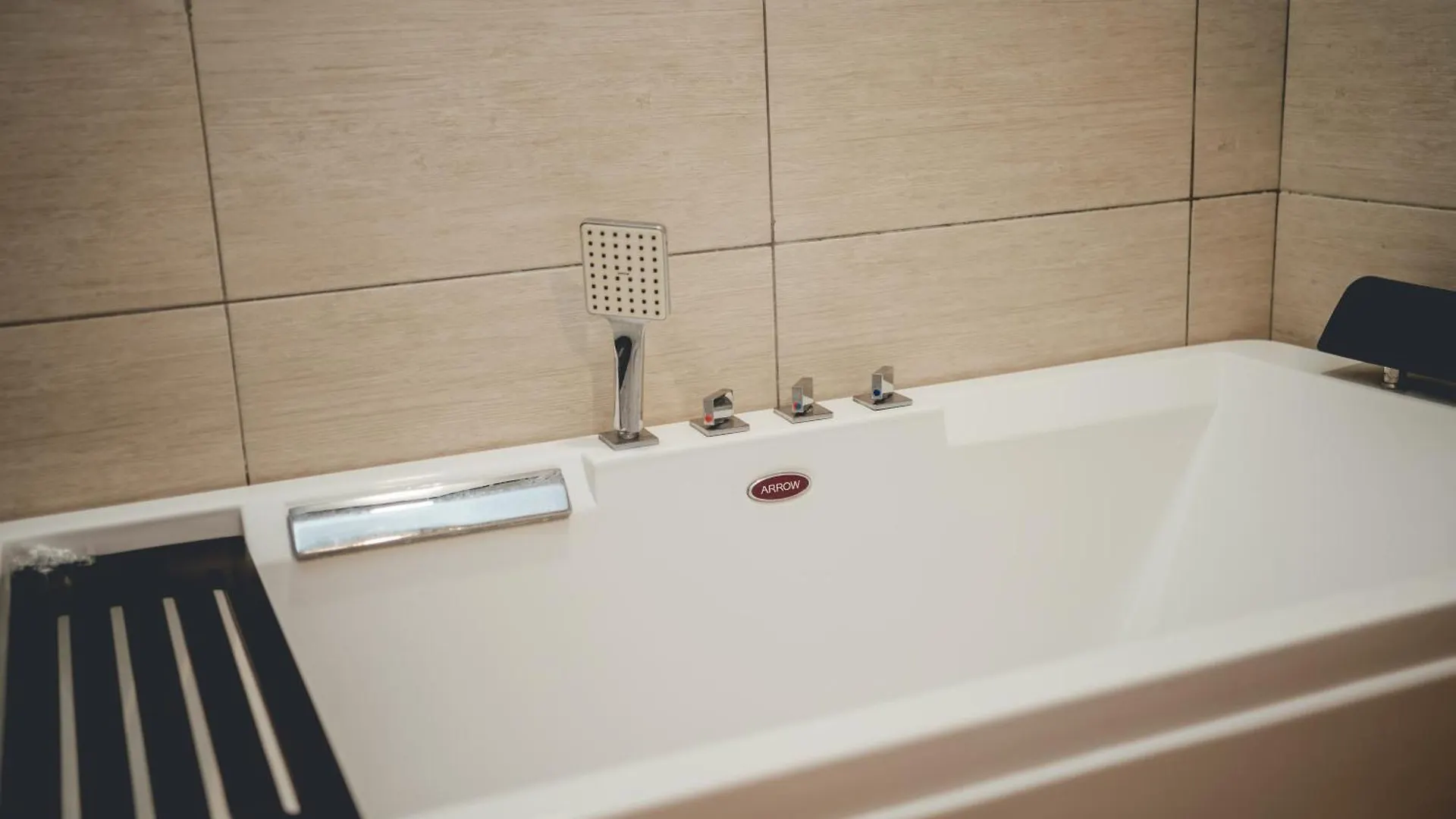 Molek Regency Studio Chicstay 4Pax Bathtub Balcony By Our Stay Johor Bahru Malaysia