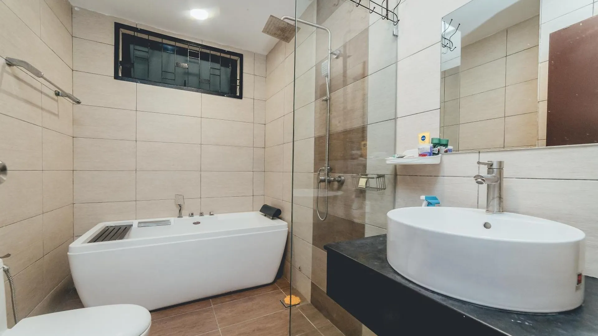 Molek Regency Studio Chicstay 4Pax Bathtub Balcony By Our Stay Johor Bahru 0*,  Malaysia